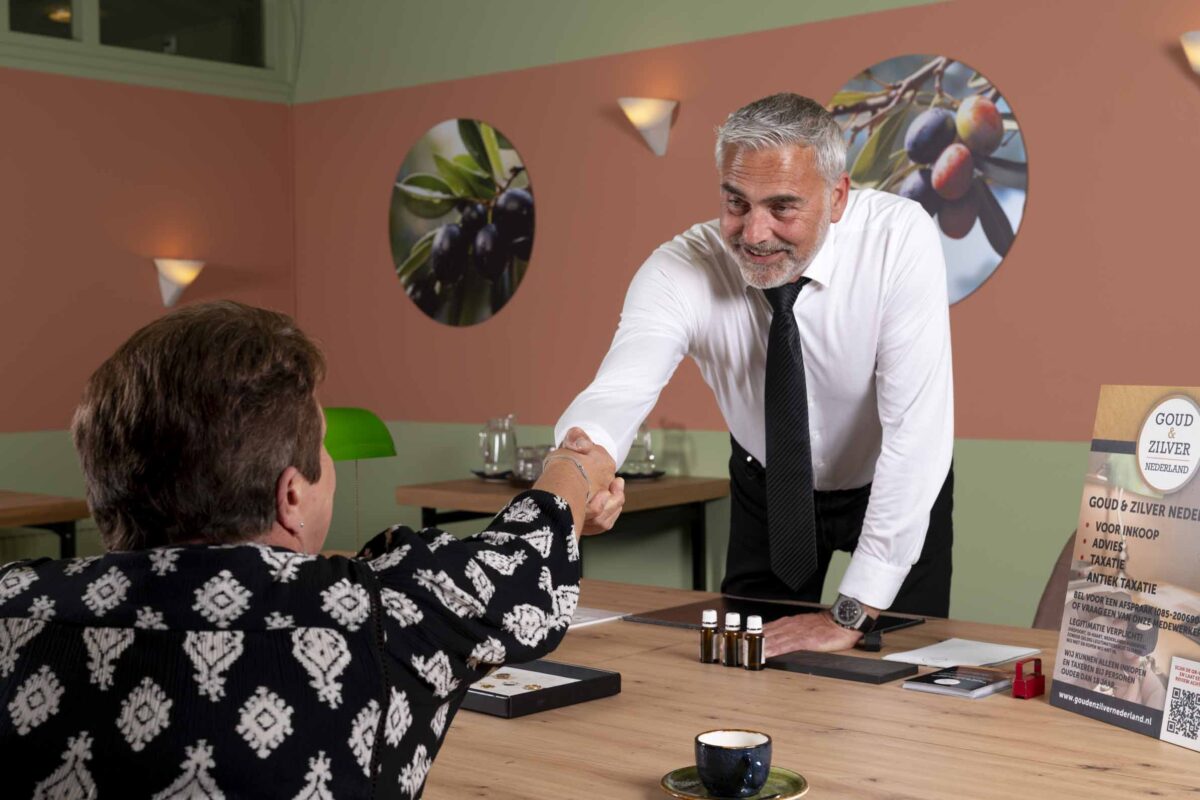Goud en zilver Nederland verkoper en klant